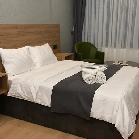 Hotel Daymonth *